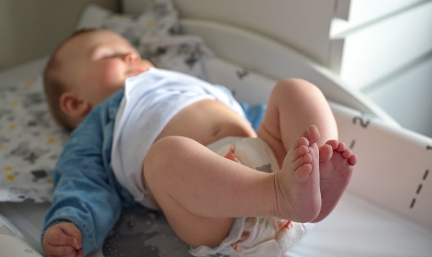 Jak pielęgnować skórę noworodka?