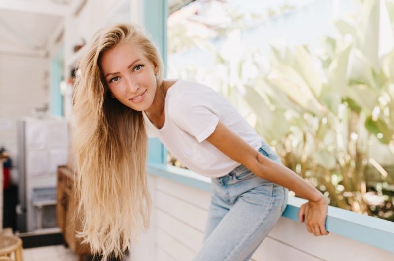 Zimny blond – jak wygląda i komu pasuje?