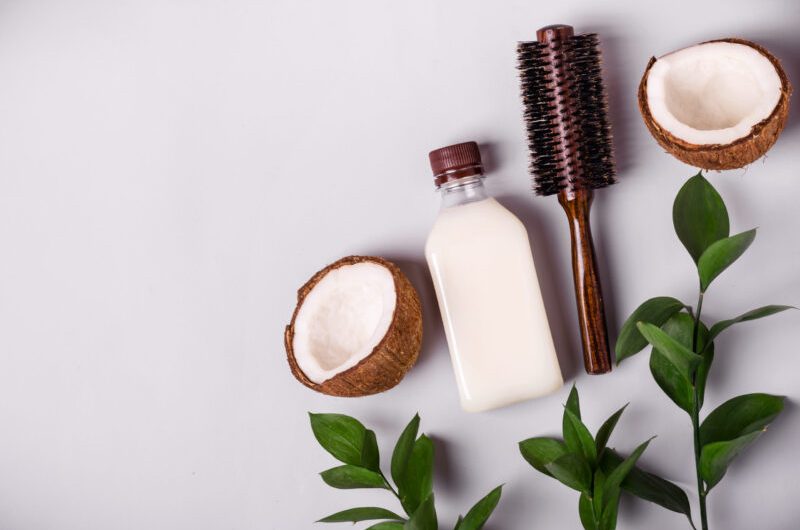 Zmagasz się z wypadającymi włosami? Postaw na dobry szampon na porost włosów!