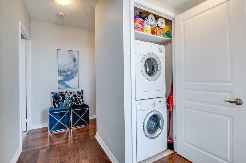 Przedpokój, garderoba, pralnia, spiżarnia – czy są potrzebne? Jak je zaaranżować?