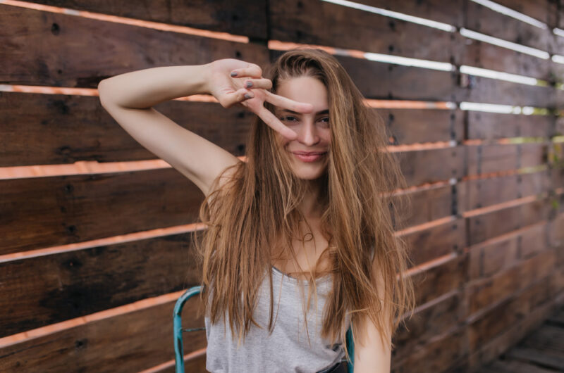 Sarni blond – jak go uzyskać i kto powinien go wybrać?