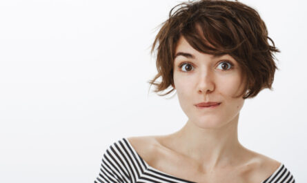 refleksy na krotkich wlosach