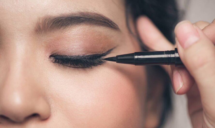 Jak subtelnie podkreślić oko?